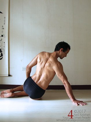 Side plank on knees, initial position with shoulder active. Neil Keleher. Sensational Yoga Poses.