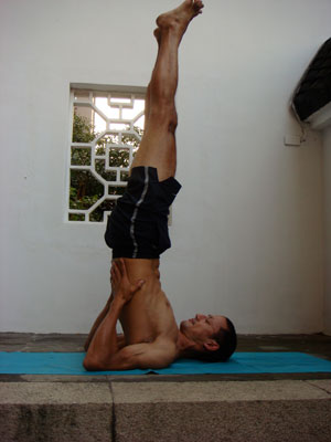 How to teach Shoulderstand Unsupported Pose - GeorgeWatts.org