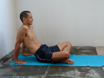 shoulder action for reverse plank, purvottanasana yoga pose