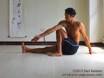marichyasana c prep, marichyasana yoga poses, binding yoga poses, seated binding yoga poses, marichyasana type poses