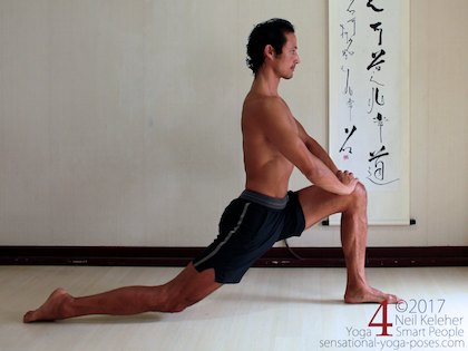 psoas stretch, high lunge with external obliques engaged