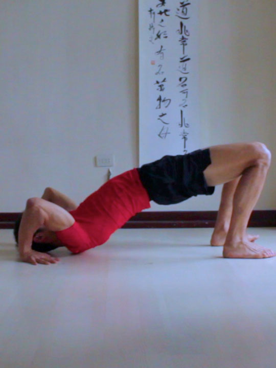 How To Do Chakrasana/ Wheel Pose | Exercise Video